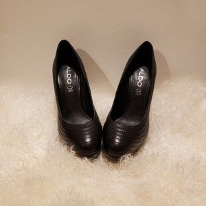 Aldo black leather high heel shoes